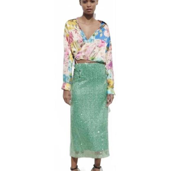 ZARA Shirt, Satin Multicolored Longsleeve Wrap shirt with Ties NWOT - Picture 3 of 12